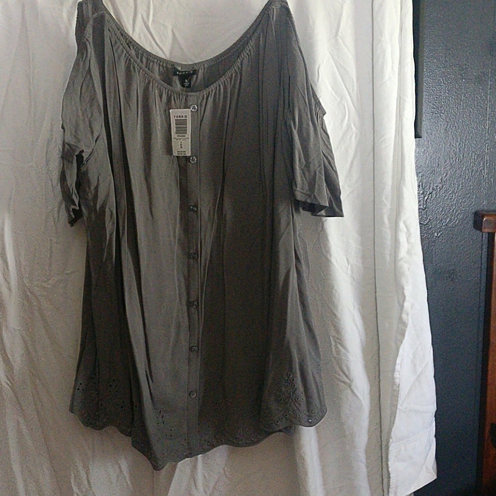 Woman's torrid top